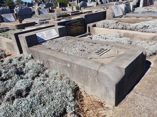 Sullivan grave Cheltenham Cemetery 30 51 N 20180407_114346